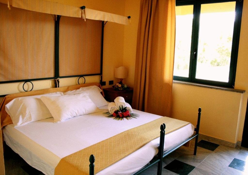 Marina Del Marchese Beach Resort Botricello Exterior foto